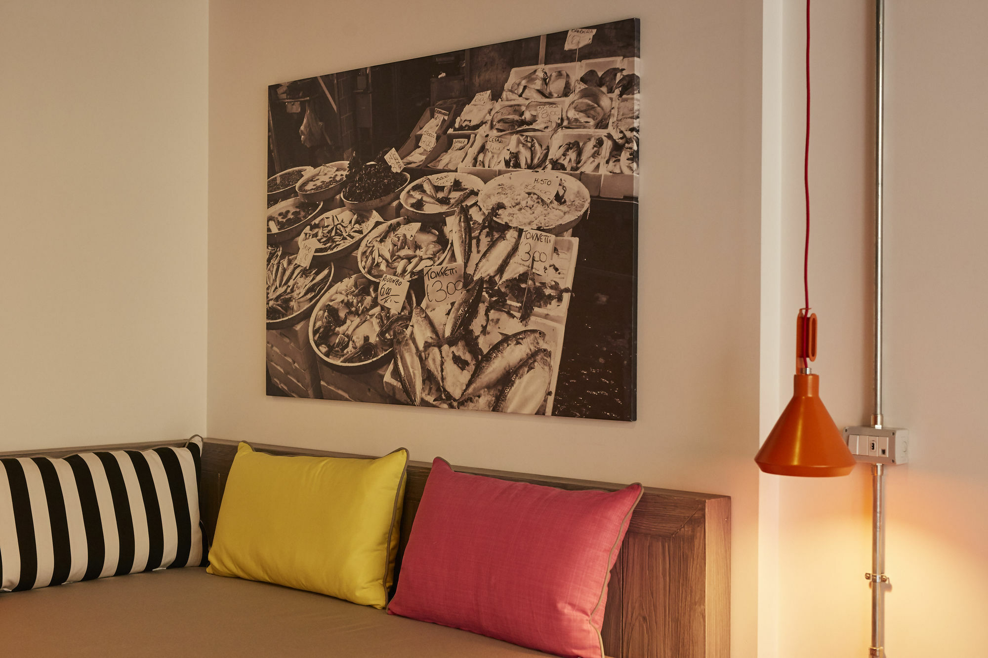 Toledo Loft Hotel เนเปิลส์ ภายนอก รูปภาพ
